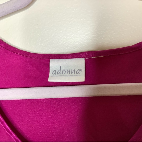 < Vintage Adonna Nightgown > - Picture 3 of 3